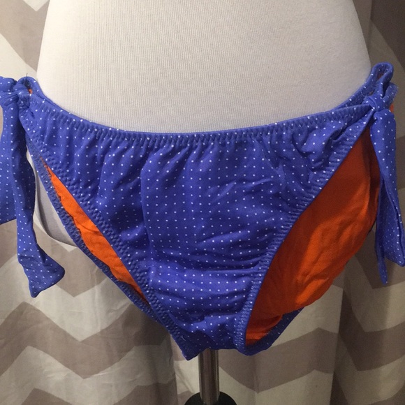 Roxy Quicksilver bikini - Picture 3 of 8